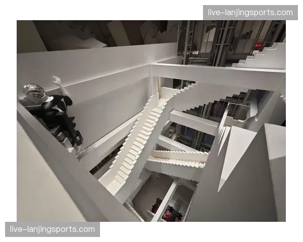 智能储物与洗浴设施在现期场馆改造中提升了基础保障质感