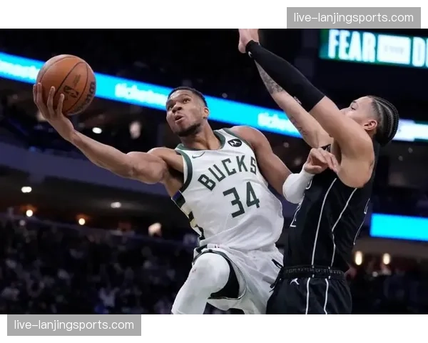 雄鹿字母哥依赖症明显 核心缺阵后攻防体系运转失灵